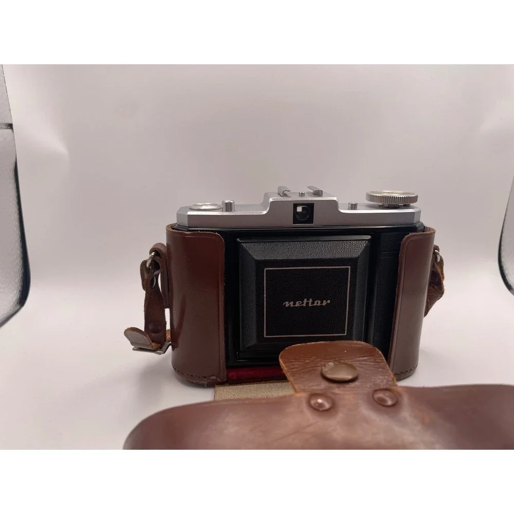 Zeiss Ikon Nettar 517/16 6x6 Medium Format Folding Camera Novar 75mm f/4.5 Vario